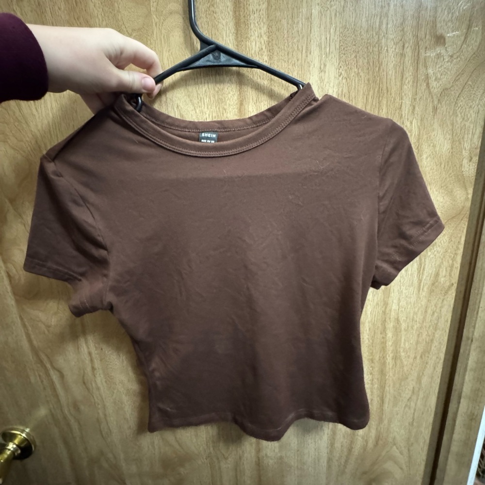 SHEIN Chocolate Brown Short Sleeve Tee
